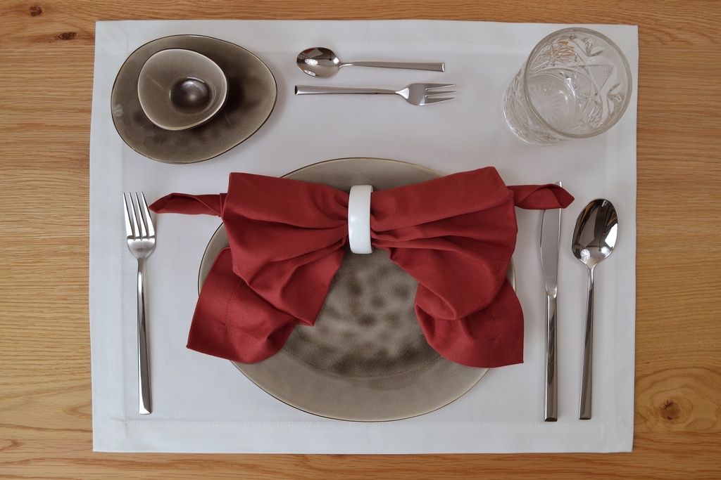 D8 färbig Serviette