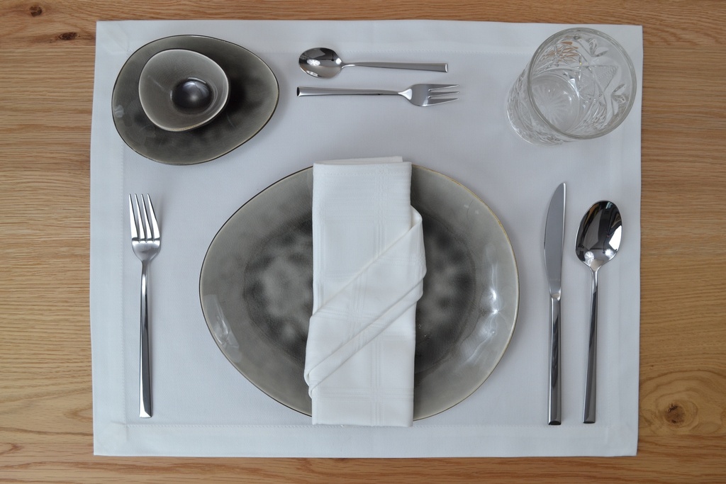 D4 weiß Serviette 45x45cm